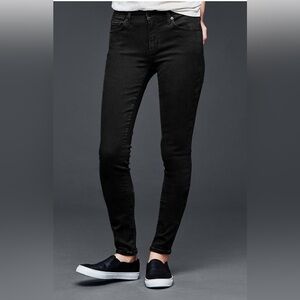 GAP Black True Skinny Jeans